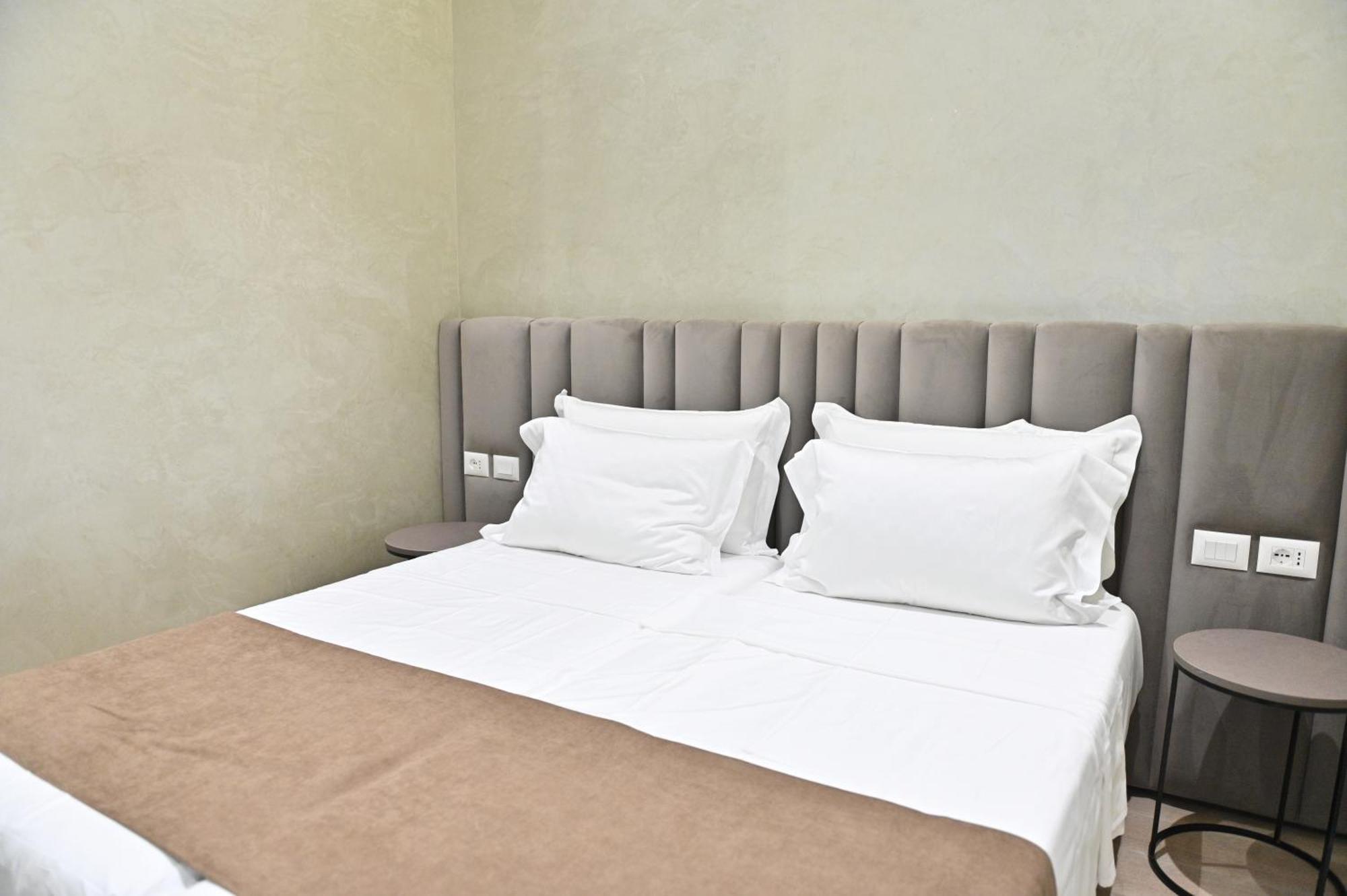 Apartamento Galeria's Rooms, Tirana, Self Check-in