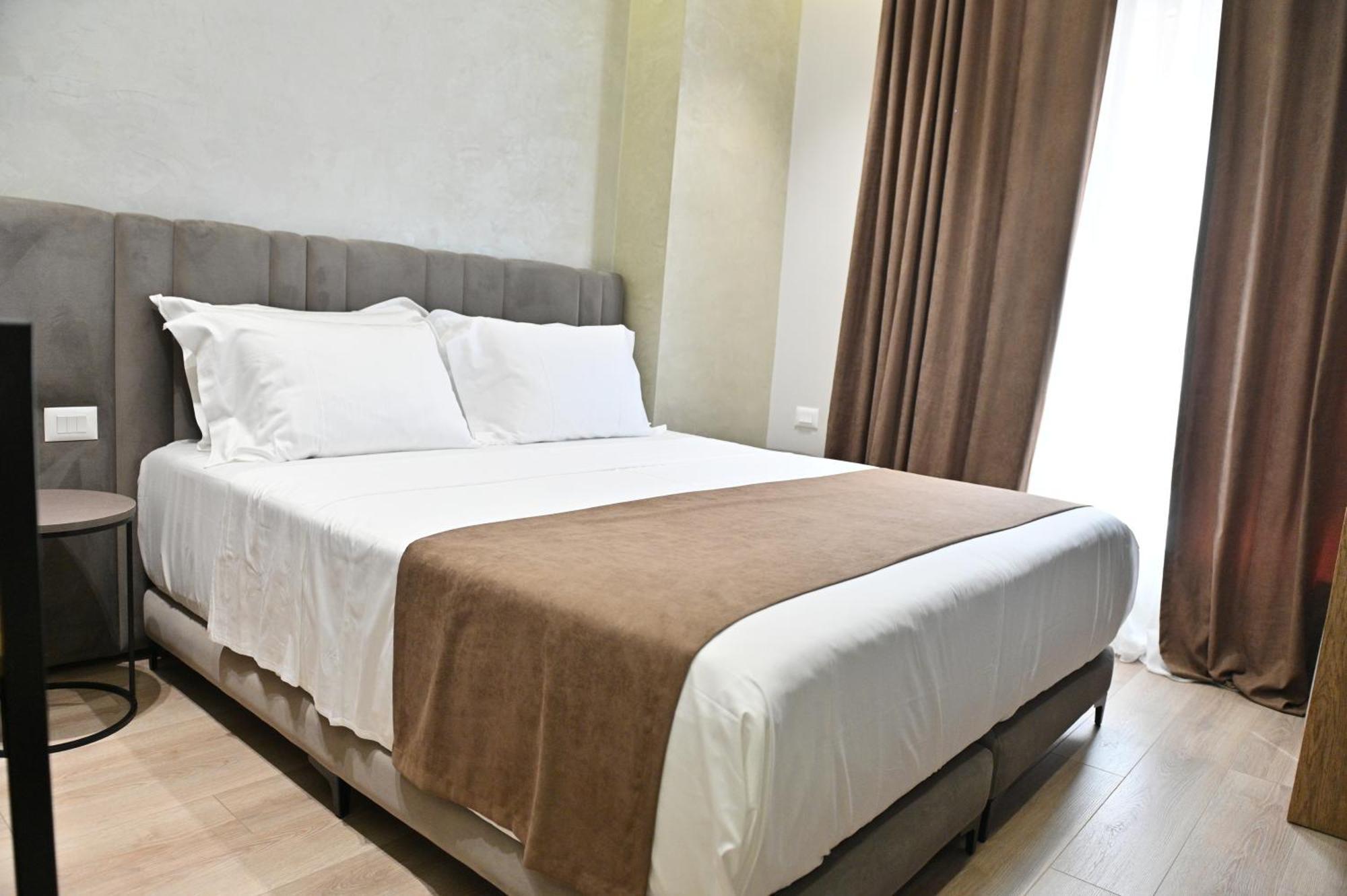 Galeria's Rooms, Tirana, Self Check-in