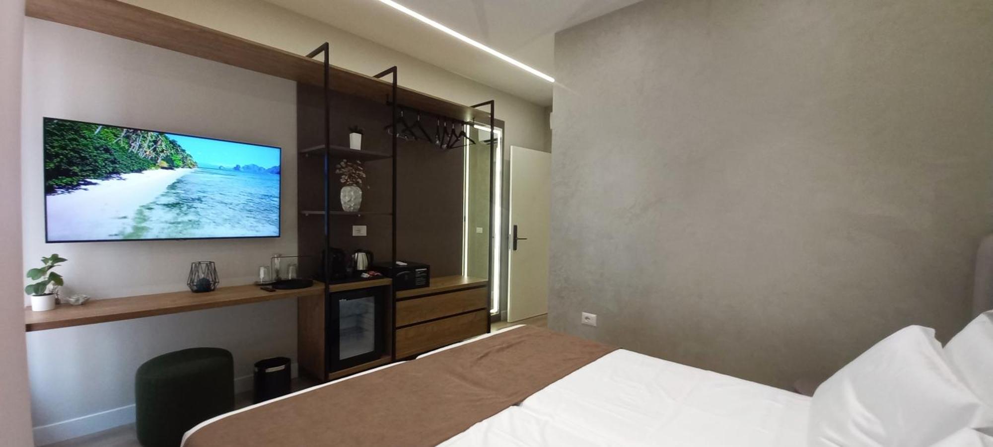 Galeria's Rooms, Tirana, Self Check-in Apartamento